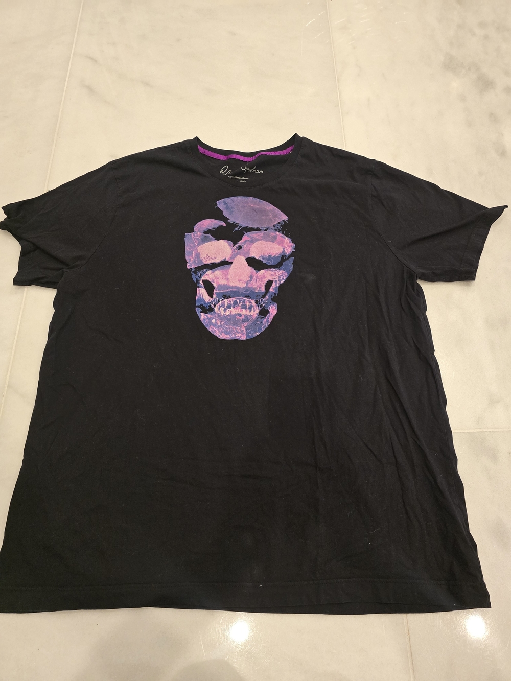 Robert Graham Black Short-Sleeve Tee with Purple Pink Skull Graphic
